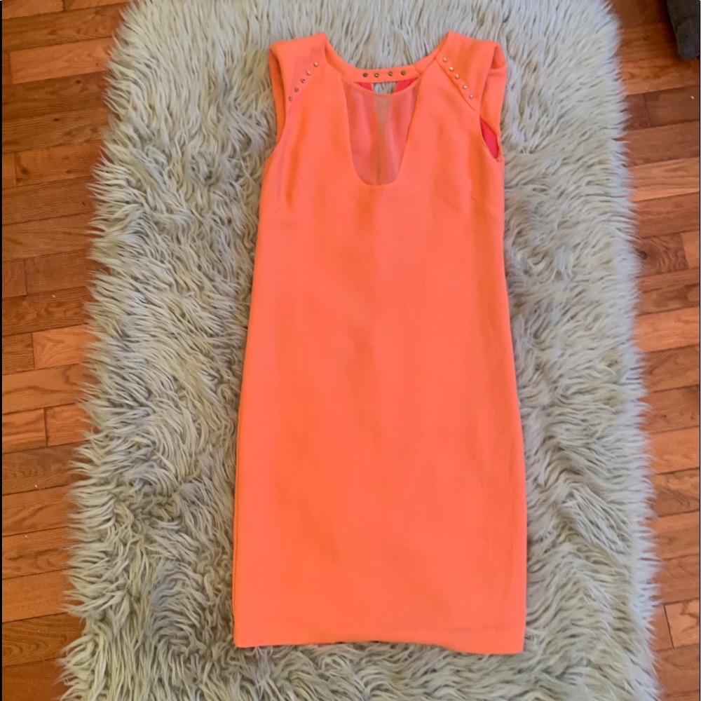 Zara dress. Color Peach. Size XS